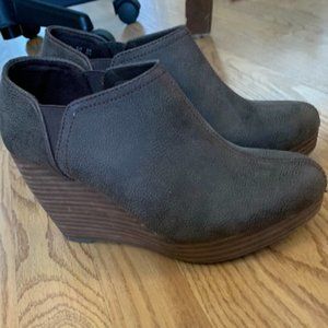 Dr. Scholl's Harlin wedges